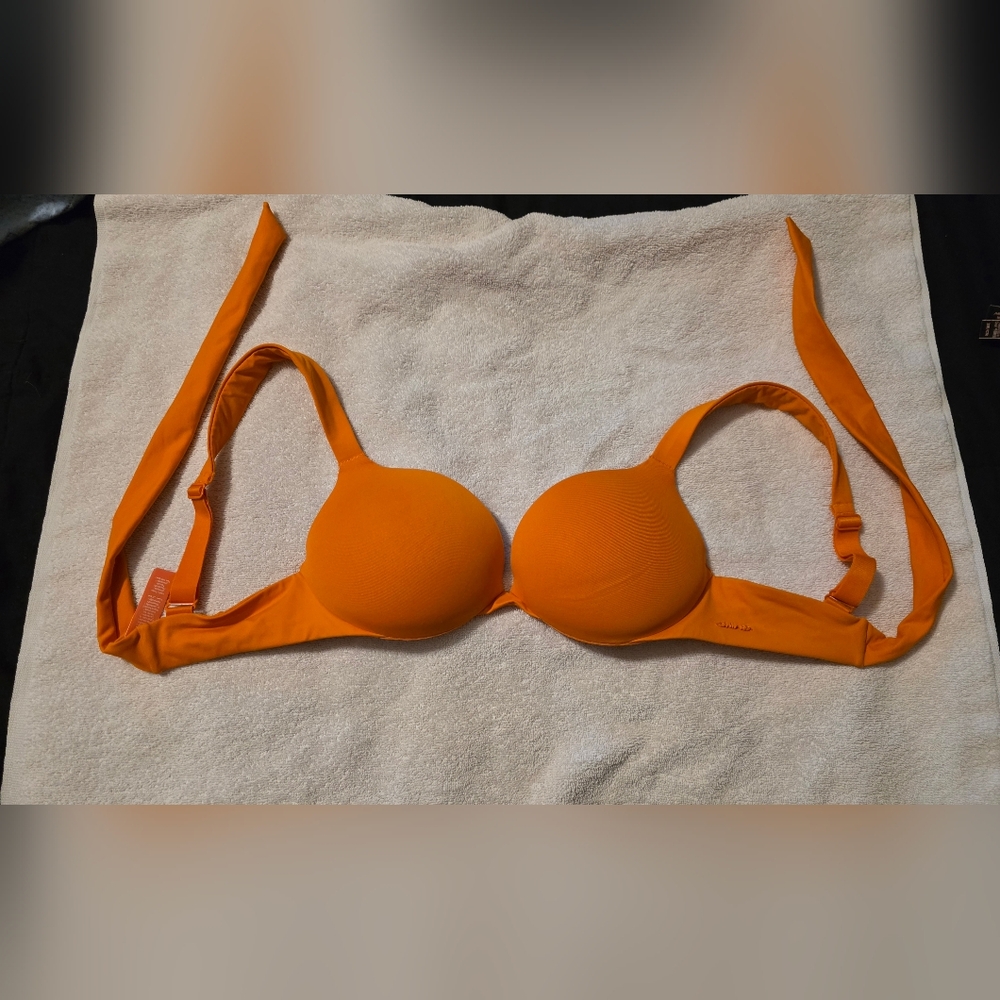 SKIMS SIGNATURE SWIM ULTIMATE PUSH-UP BIKINI TOPTANGERINE / 32 / c